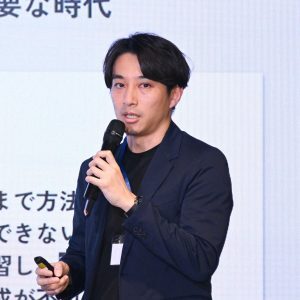 講師