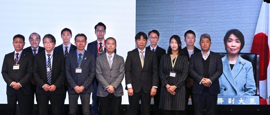 表彰者記念撮影