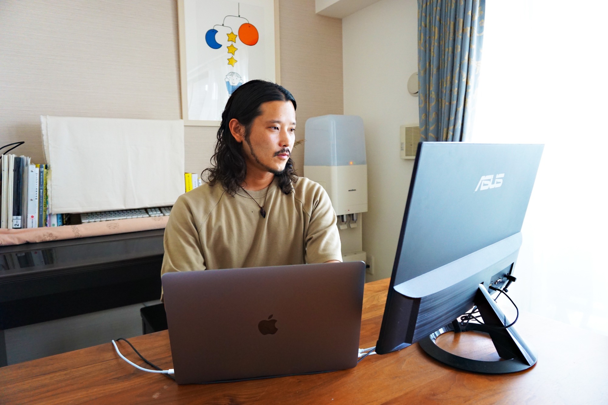 株式会社キャスター